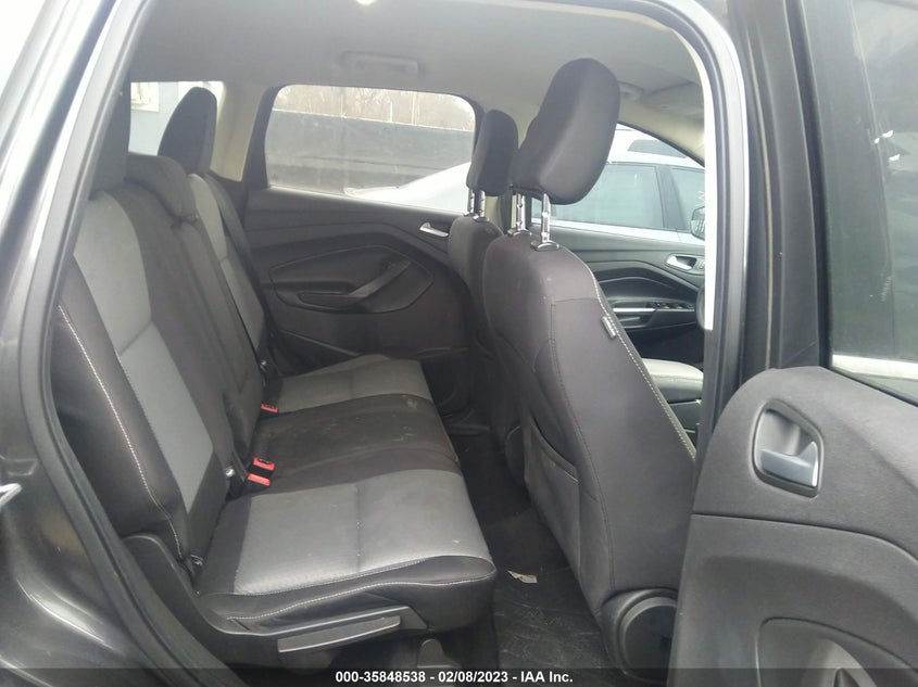 VIN 1FMCU9GD4JUB02342 2018 FORD ESCAPE SE