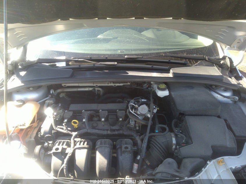 VIN 1FADP3F23HL315091 2017 FORD FOCUS SE