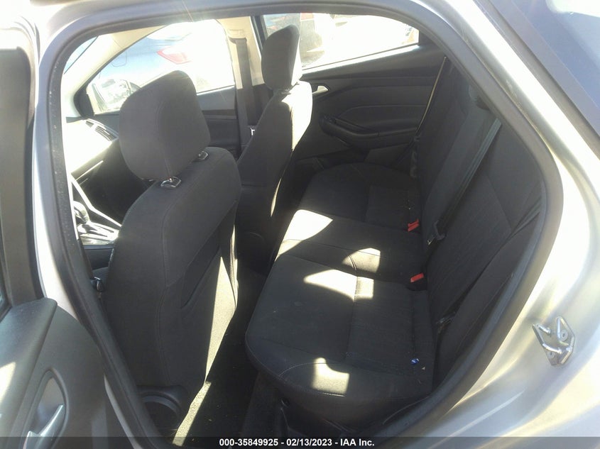 VIN 1FADP3F23HL315091 2017 FORD FOCUS SE