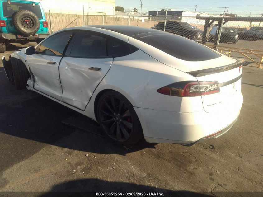 2013 TESLA MODEL S PERFORMANCE - 5YJSA1DP5DFP17553