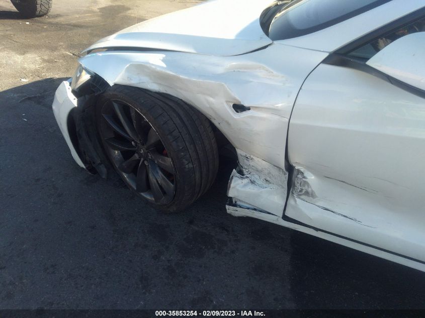 2013 TESLA MODEL S PERFORMANCE - 5YJSA1DP5DFP17553