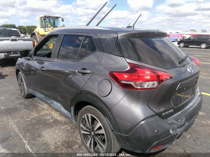 VIN 3N1CP5CV9LL478070 2020 NISSAN KICKS SV