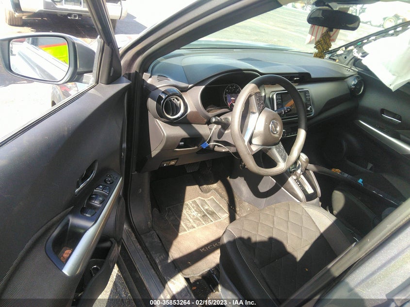 VIN 3N1CP5CV9LL478070 2020 NISSAN KICKS SV