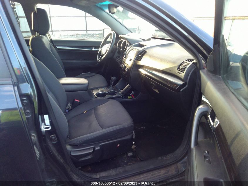 2013 KIA SORENTO LX - 5XYKT4A6XDG395413