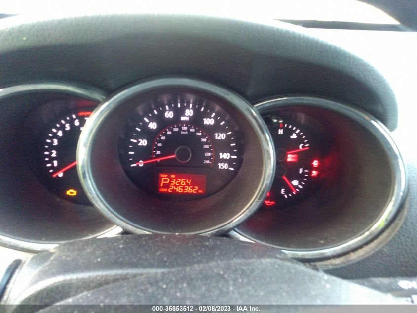 2013 KIA SORENTO LX - 5XYKT4A6XDG395413