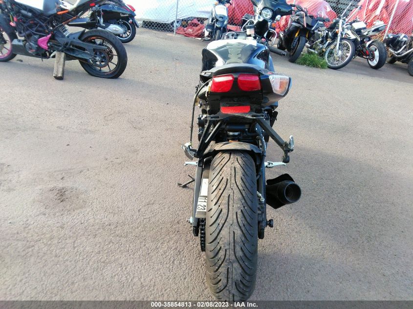 2011 SUZUKI GSX750 JS1GR7MAXB2100270