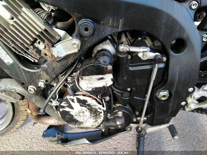 2011 SUZUKI GSX750 JS1GR7MAXB2100270