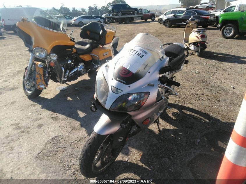 2006 KAWASAKI ZX600 J1 JKAZX4J186A061109