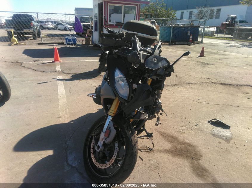 2016 BMW R1200 RS WB10A150XGZ378650