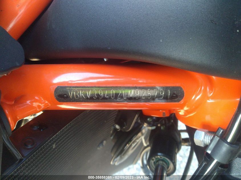 2020 KTM 1290 SUPER DUKE R VBKV39402LM925791