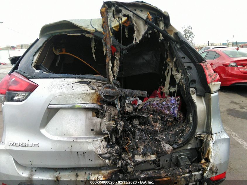 2017 NISSAN ROGUE S - KNMAT2MT5HP543083