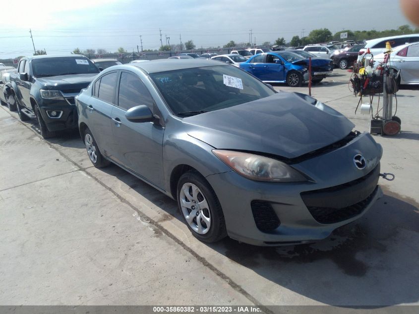 2013 MAZDA MAZDA3 I SPORT - JM1BL1U72D1740646
