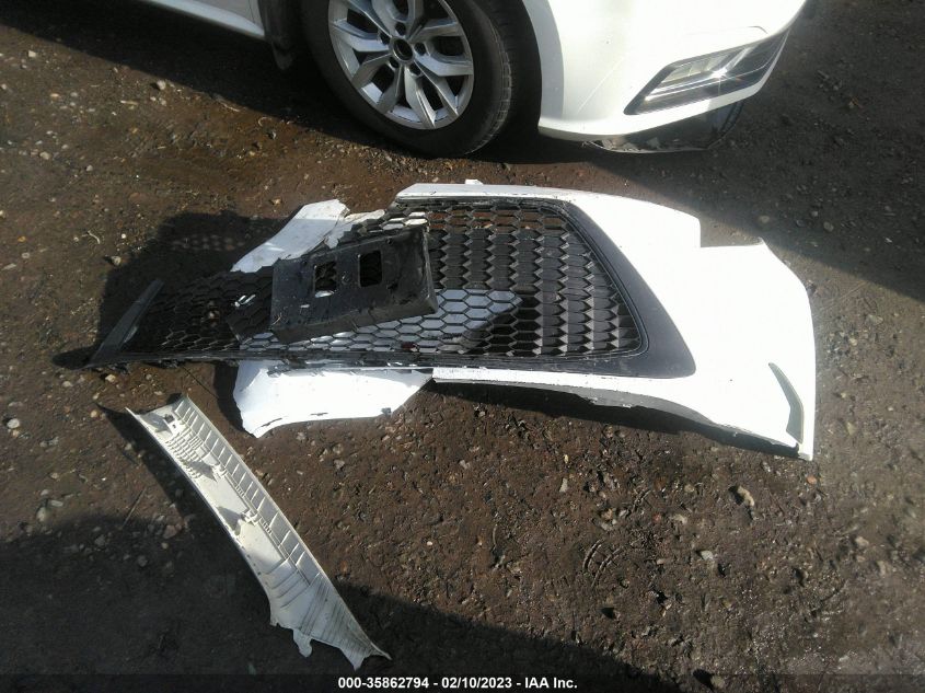 2020 TOYOTA COROLLA LE - 5YFEPRAE7LP131792