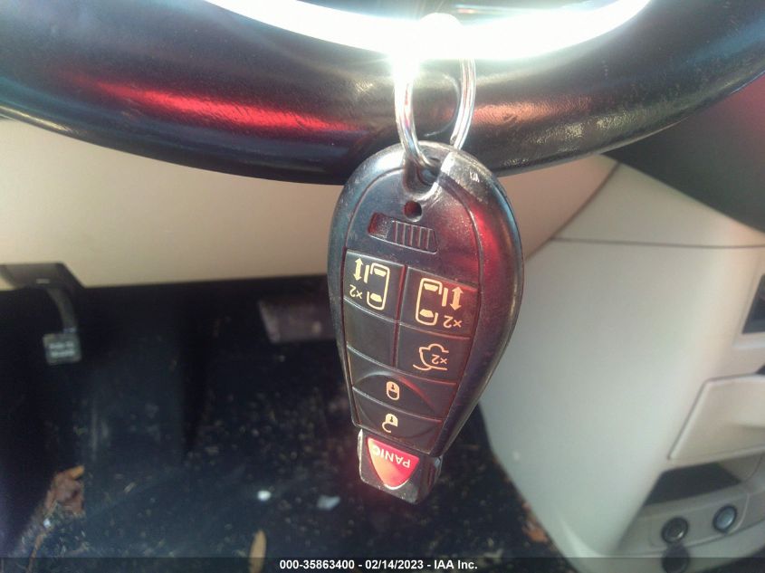 2015 CHRYSLER TOWN & COUNTRY TOURING - 2C4RC1BG4FR551724