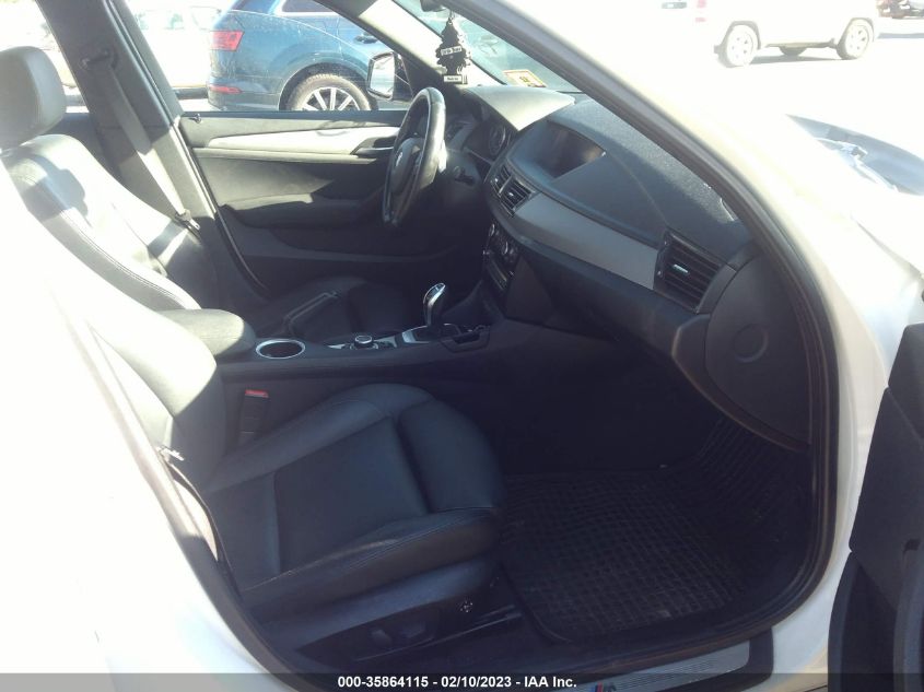 2014 BMW X1 XDRIVE28I - WBAVL1C56EVY11495