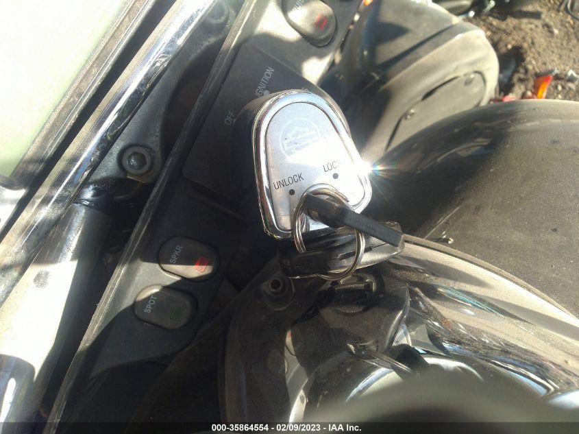 2010 HARLEY-DAVIDSON FLHTCU 1HD1FC411AB647065