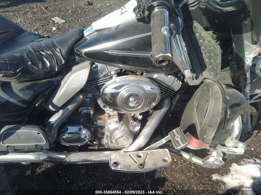 2010 HARLEY-DAVIDSON FLHTCU 1HD1FC411AB647065