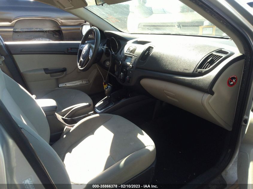 2013 KIA FORTE LX - KNAFT4A2XD5739567