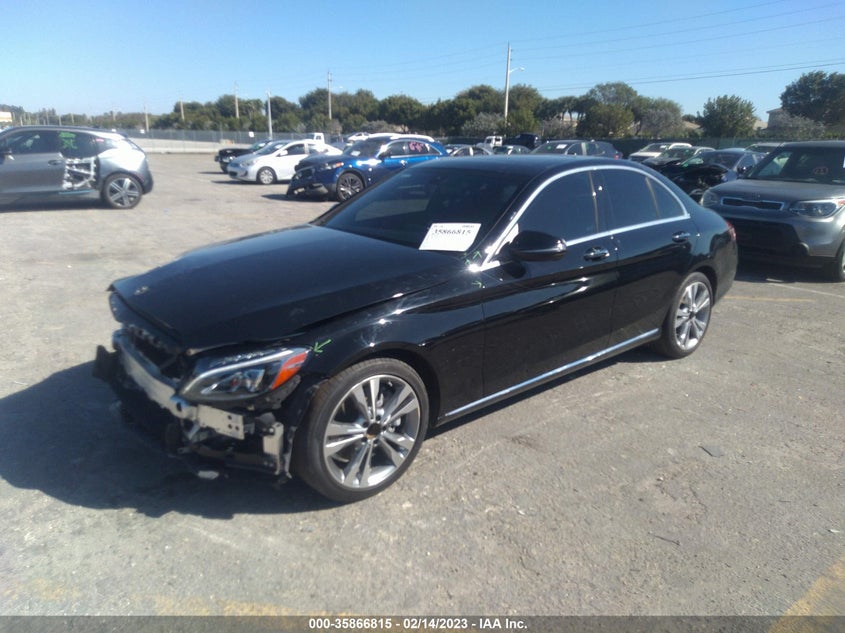 VIN 55SWF4JB4JU268647 2018 MERCEDES-BENZ C-CLASS C 300