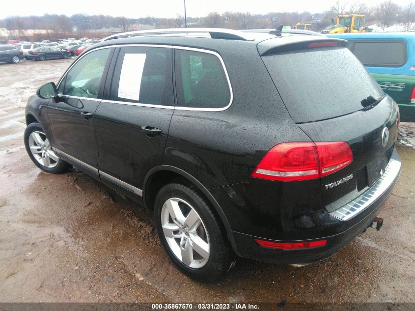 2013 VOLKSWAGEN TOUAREG LUX WVGEF9BP6DD005863