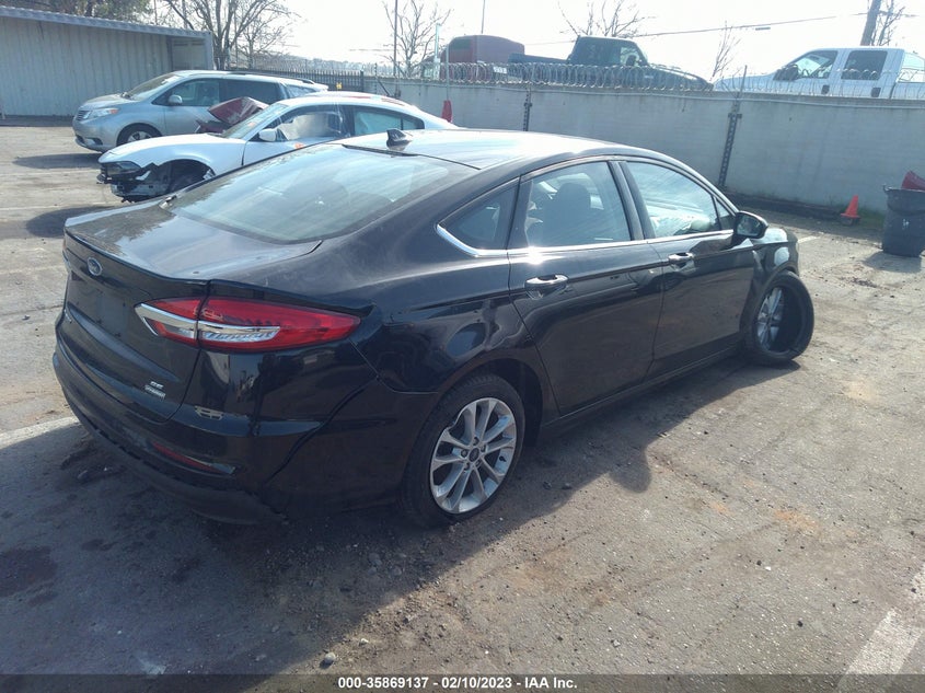 VIN 3FA6P0LU9LR221742 2020 FORD FUSION HYBRID SE