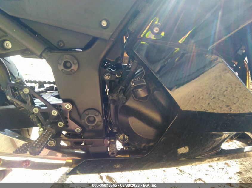 2011 KAWASAKI EX250 J JKAEXMJ15BDA82204
