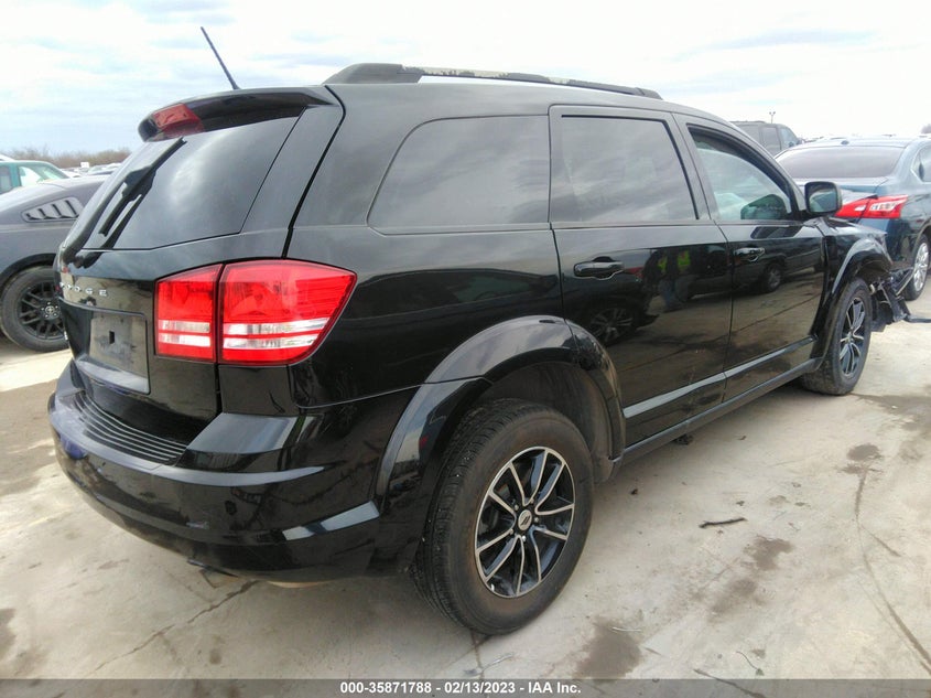 VIN 3C4PDCAB8JT322670 2018 DODGE JOURNEY SE