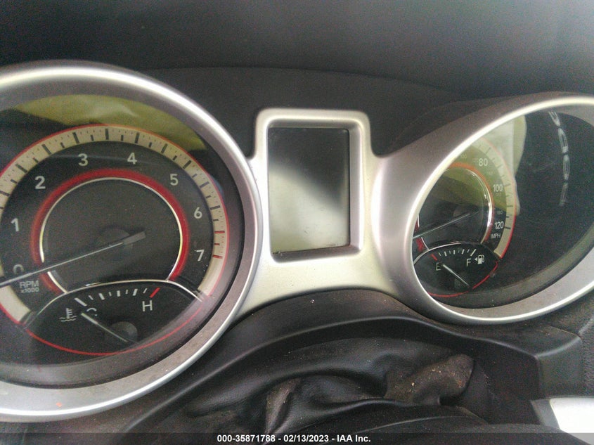 VIN 3C4PDCAB8JT322670 2018 DODGE JOURNEY SE