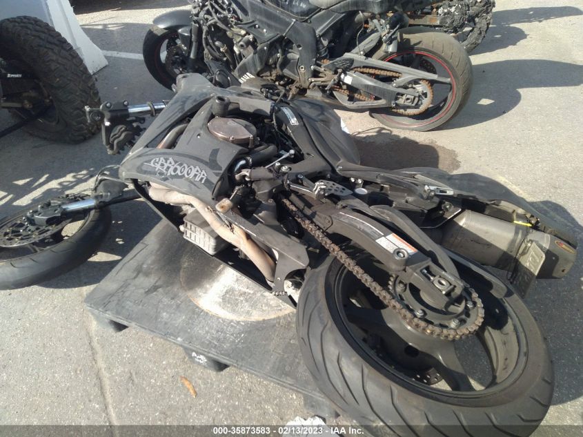 2008 HONDA CBR600 RR - JH2PC40628M100114