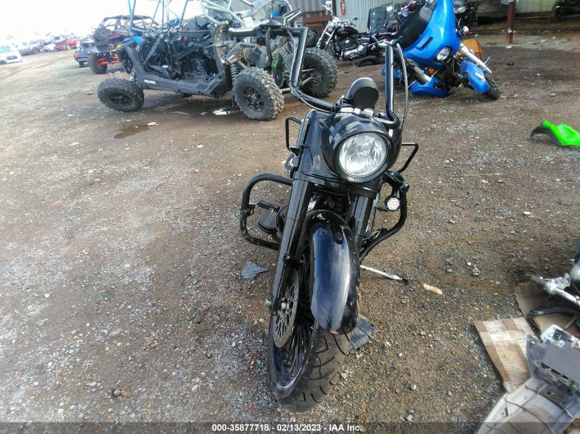 2016 HARLEY-DAVIDSON FLHP POLICE ROAD KING 1HD1FHM15GB672931