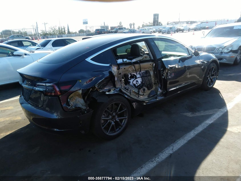 VIN 5YJ3E1EB6JF066280 2018 TESLA MODEL 3 LONG RANGE