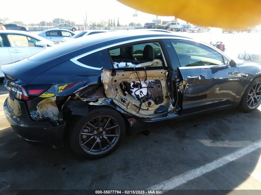 VIN 5YJ3E1EB6JF066280 2018 TESLA MODEL 3 LONG RANGE