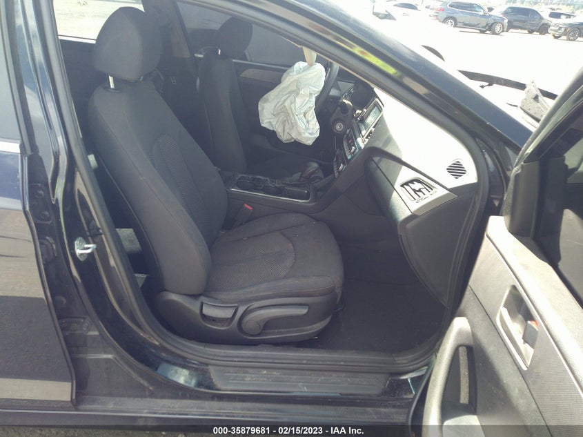 VIN 5NPE24AF5KH749893 2019 HYUNDAI SONATA SE