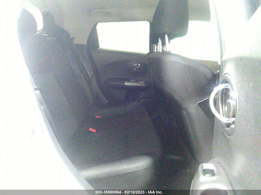 2015 NISSAN JUKE S - JN8AF5MV2FT566100