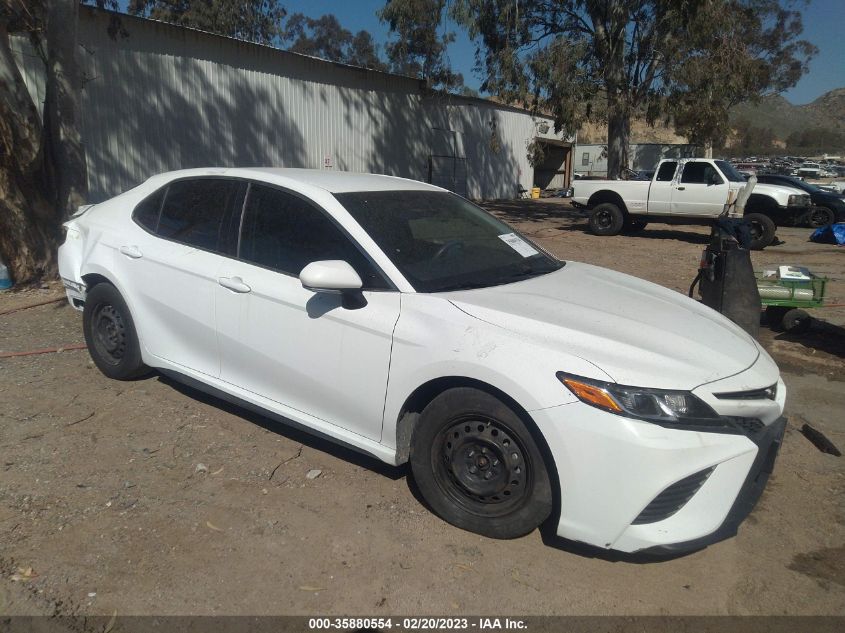 2018 TOYOTA CAMRY LE/SE/XLE/L - 4T1B11HKXJU633502