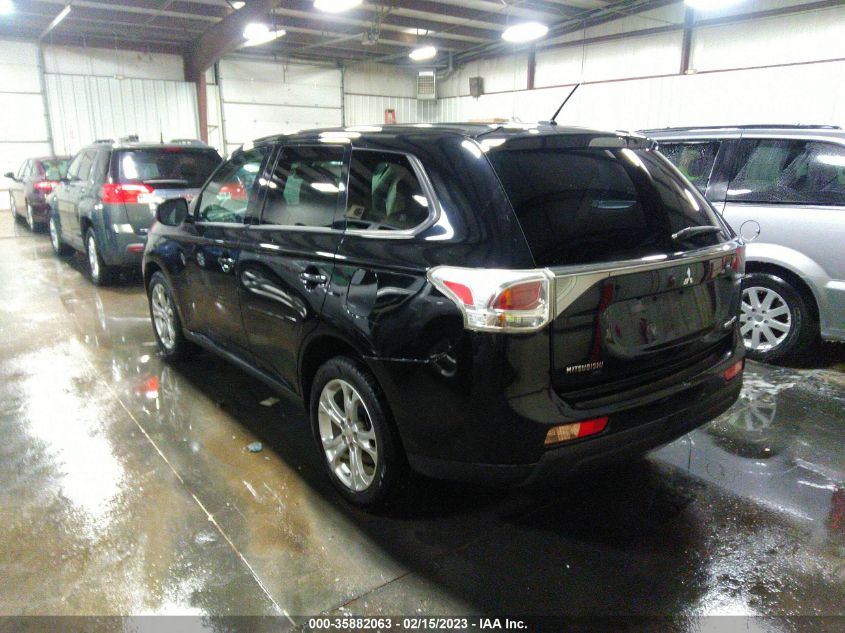 2014 MITSUBISHI OUTLANDER SE - JA4AD3A39EZ009005