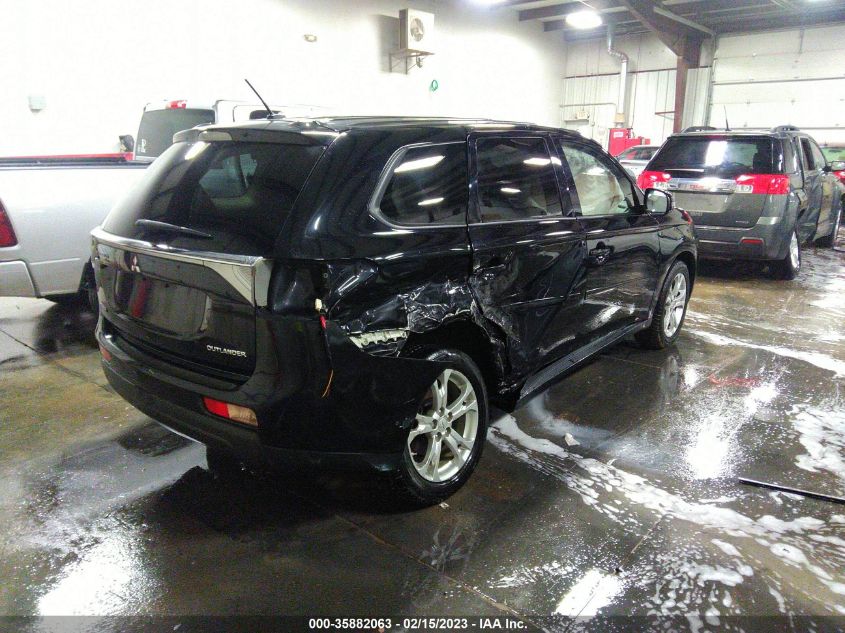 2014 MITSUBISHI OUTLANDER SE - JA4AD3A39EZ009005