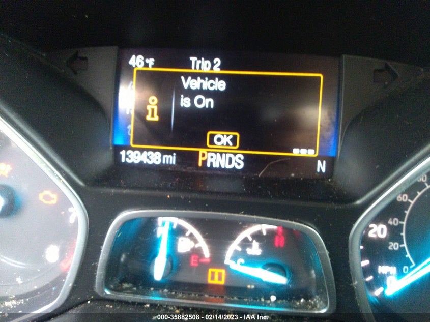 VIN 1FMCU9GD2JUD59225 2018 FORD ESCAPE SE