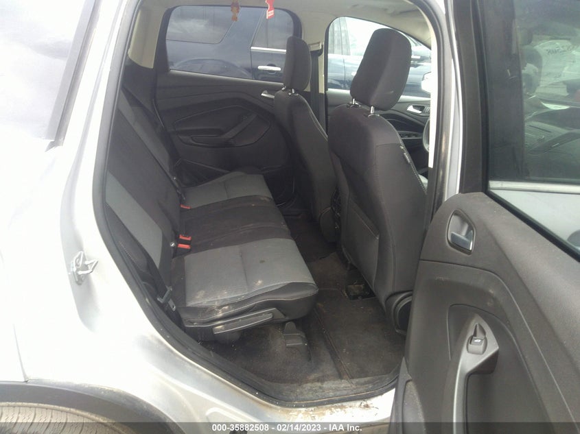 VIN 1FMCU9GD2JUD59225 2018 FORD ESCAPE SE