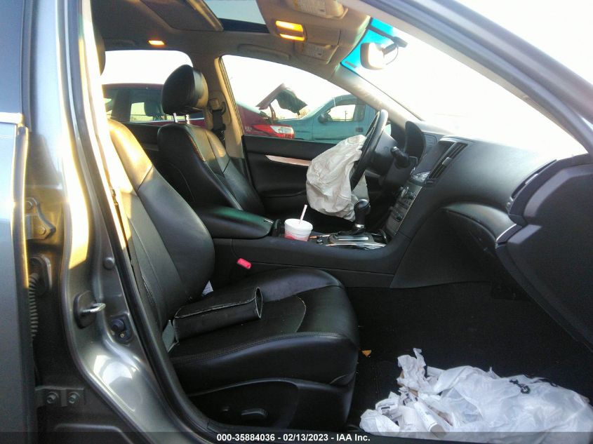 2015 INFINITI Q40 JN1CV6AP2FM501912