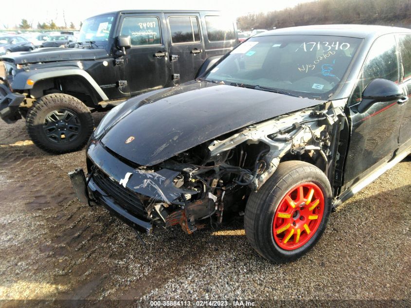 2013 PORSCHE CAYENNE GTS WP1AD2A24DLA71340