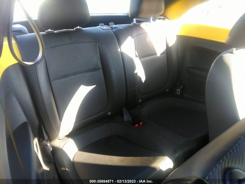 2015 VOLKSWAGEN BEETLE COUPE 1.8T - 3VWJ17AT2FM634593
