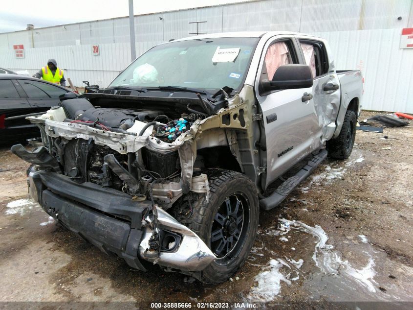 2016 TOYOTA TUNDRA 4WD TRUCK SR5/TRD PRO - 5TFDW5F10GX581997
