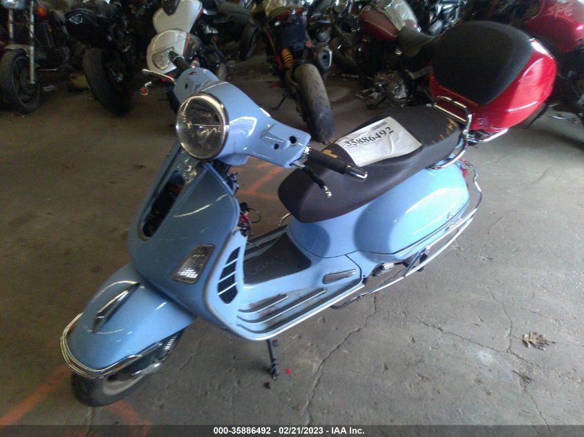 2018 VESPA GTS 300 SUPER ZAPMA39L3J5100027