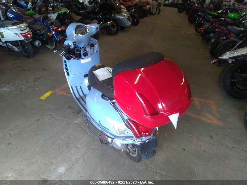 2018 VESPA GTS 300 SUPER ZAPMA39L3J5100027