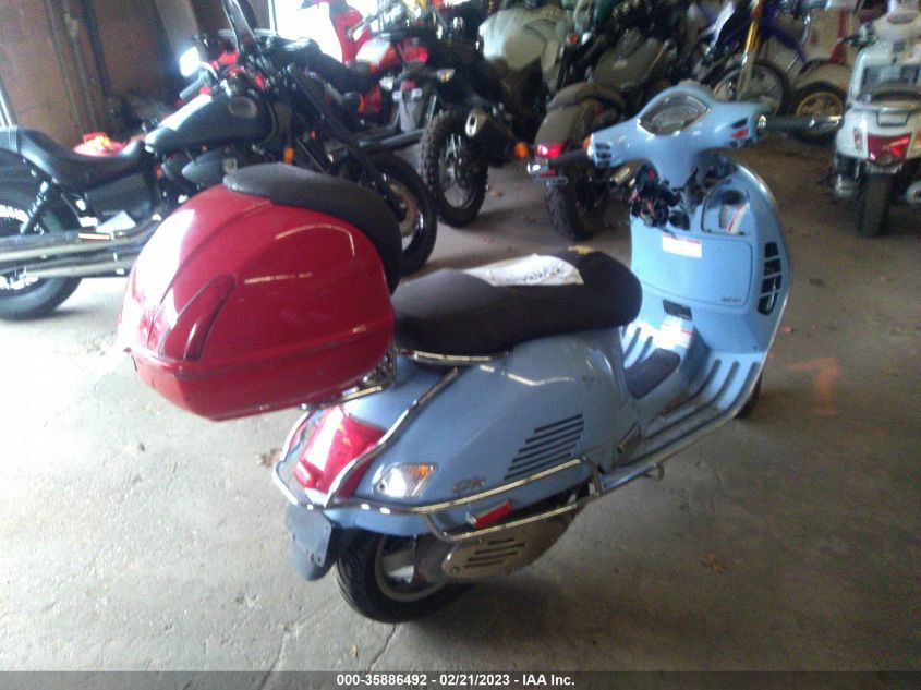 2018 VESPA GTS 300 SUPER ZAPMA39L3J5100027