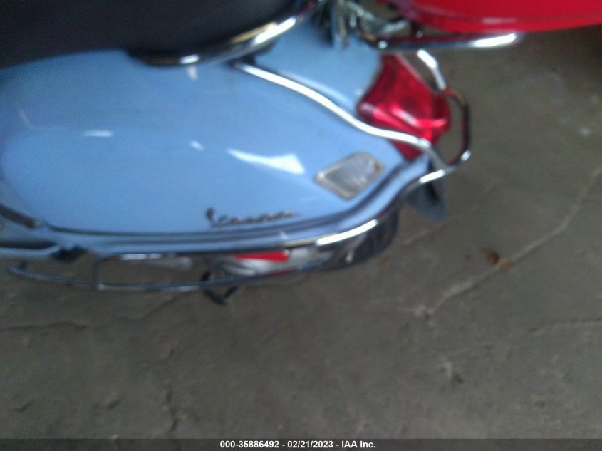 2018 VESPA GTS 300 SUPER ZAPMA39L3J5100027