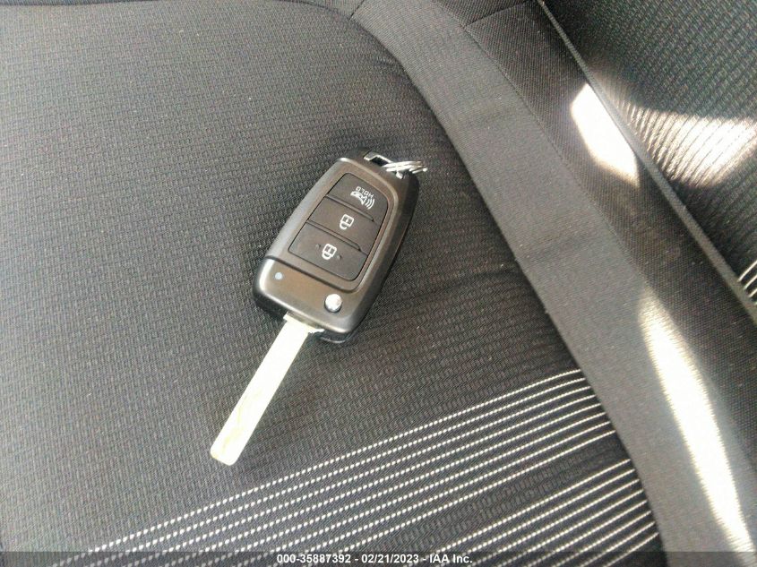 2023 HYUNDAI VENUE SEL - KMHRC8A30PU217195
