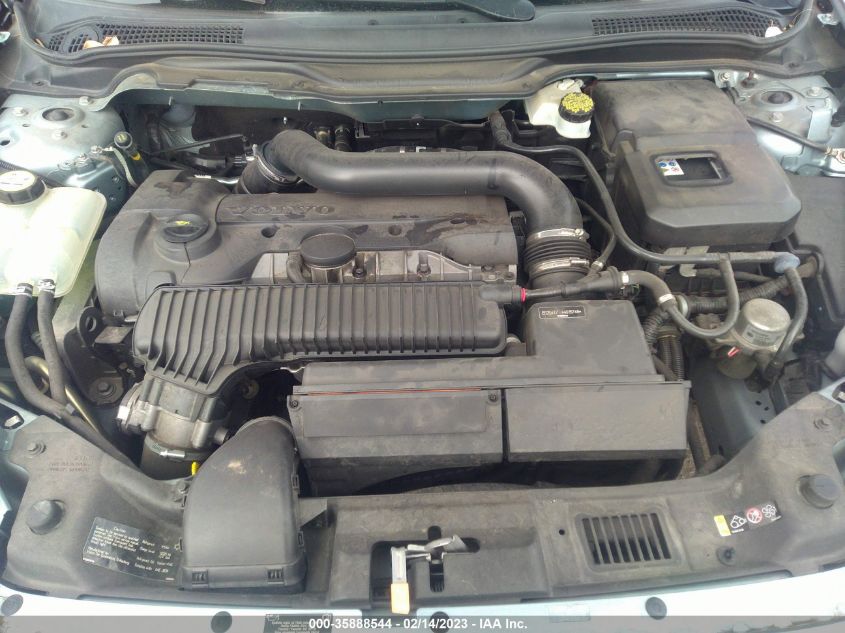 2013 VOLVO C70 T5 YV1672MC1DJ140011
