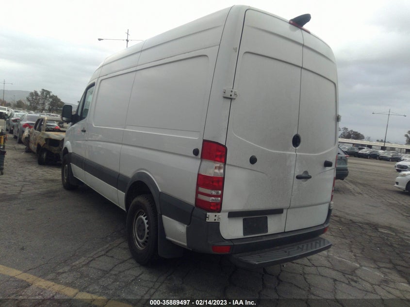 VIN WD3PE7CD8JP604938 2018 MERCEDES-BENZ SPRINTER CARGO VAN